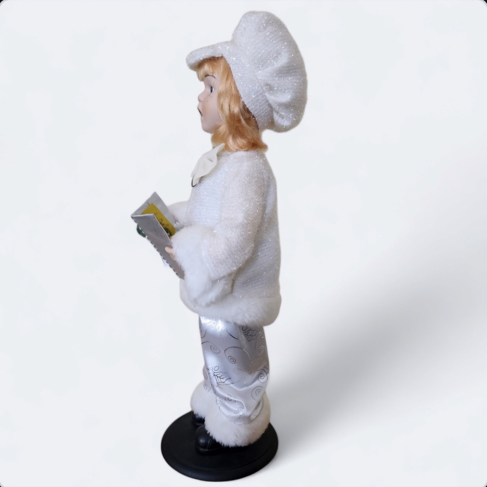 Vintage Boy Christmas Caroler Decor - Picture 9 of 11